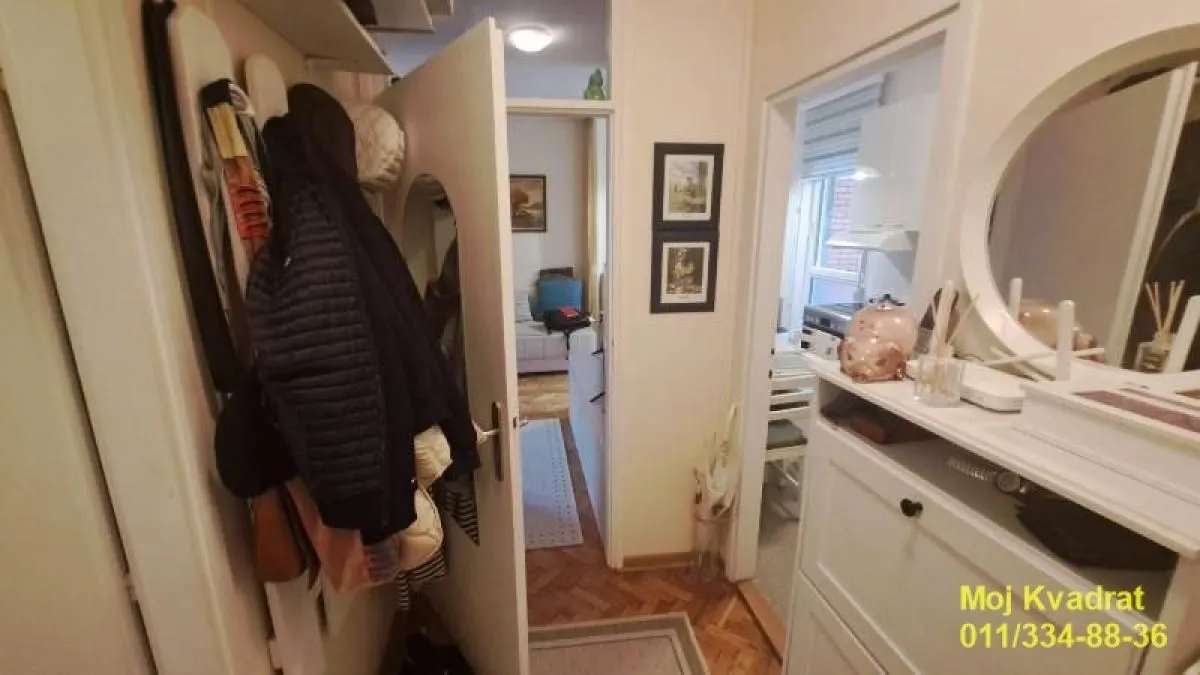 Prodaja, jednosoban stan, 42m², Vukov Spomenik, Zvezdara Sve Podlokacije