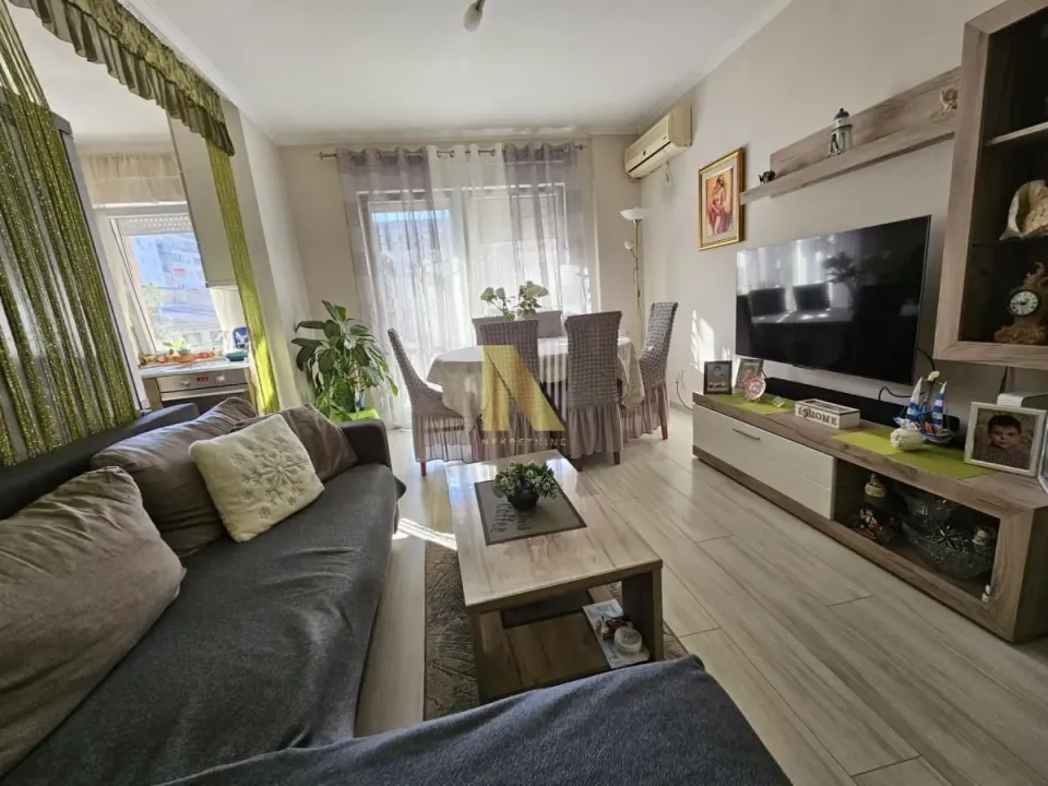Sale, three bedroom apartment, 68m², Nova Detelinara, Novi Sad Sve Podlokacije