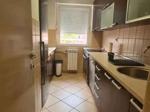 Rent, two bedroom apartment, 57m², Bežanijska Kosa Sve Podlokacije, Beograd - image 4
