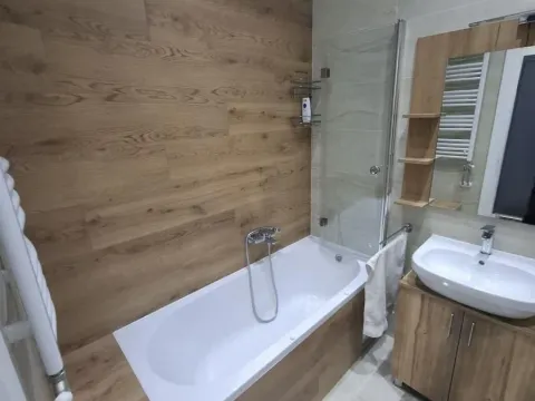 Izdavanje, jednosoban stan, 44m², Centar, Novi Sad - image 11