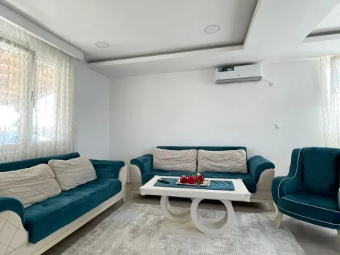 Izdavanje, kuća, 145m², Donji Kokoti, Podgorica - image 2