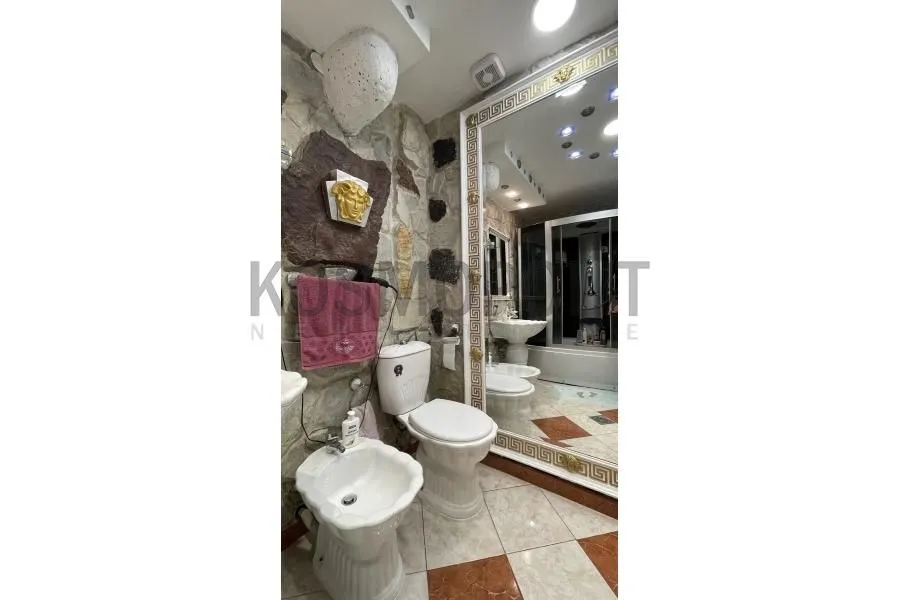 Sale, three bedroom apartment, 57m², Karaburma, Palilula Sve Podlokacije