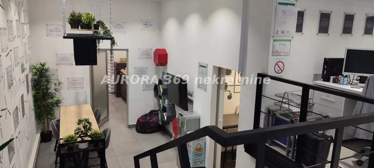 Sale, office space, 274m², Grbavica, Novi Sad Sve Podlokacije