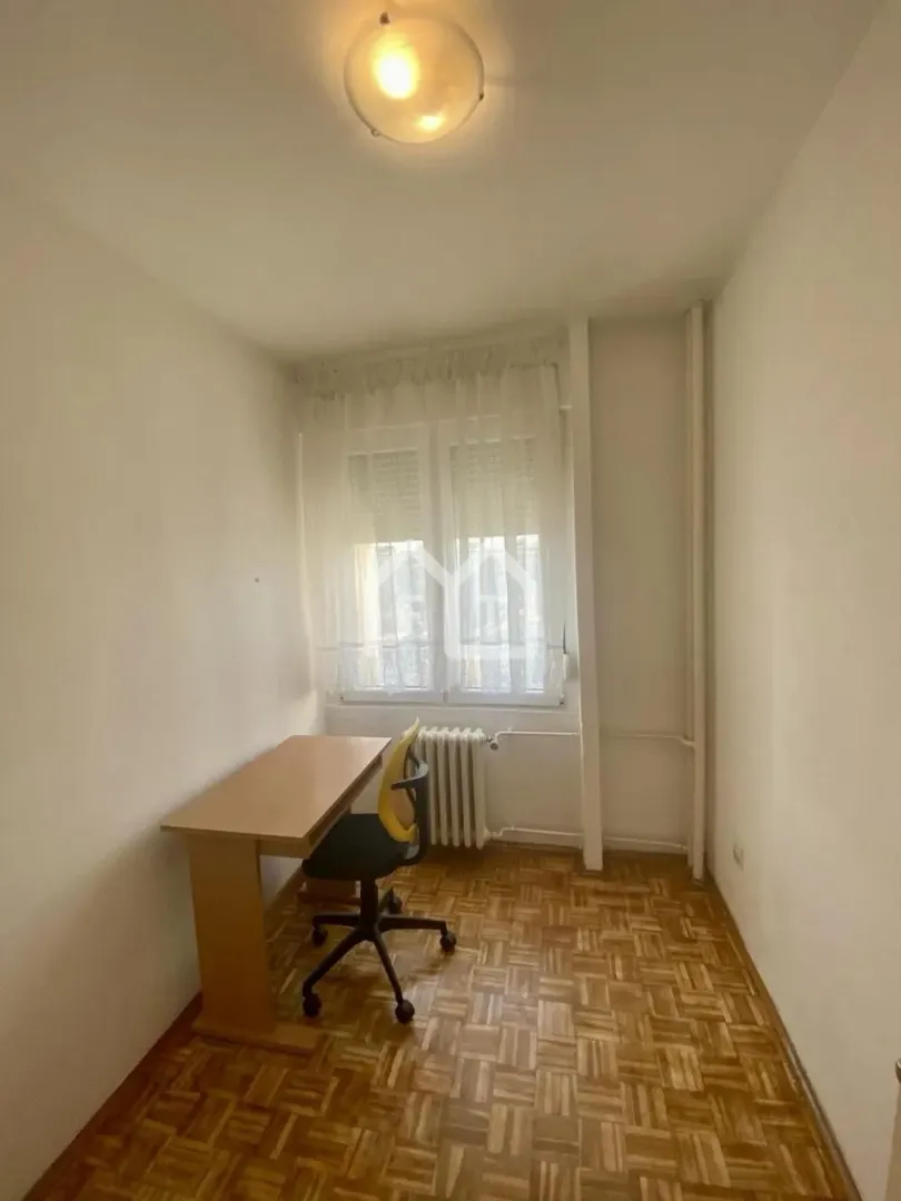 Izdavanje, trosoban stan, 92m², Novi Beograd Sve Podlokacije, Beograd