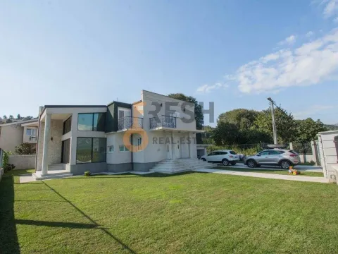 Izdavanje, kuća, 270m², Zagorič, Podgorica - image 2