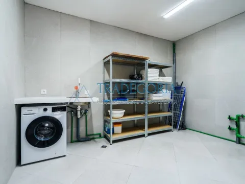 Prodaja, kuća, 220m², Reževići, Budva - image 35