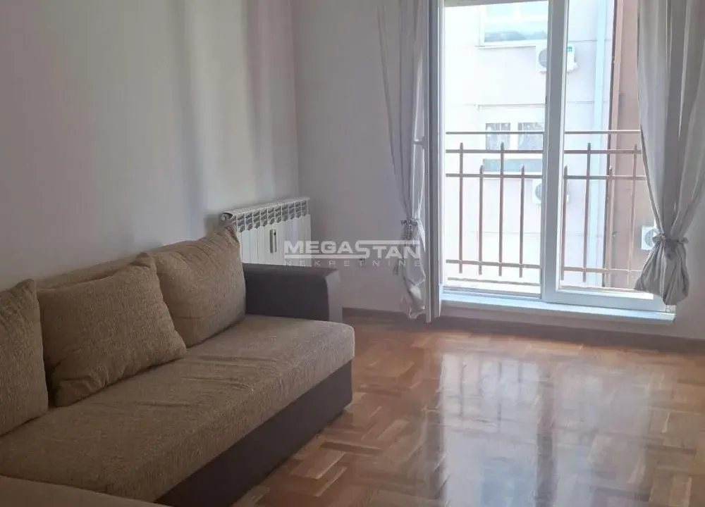 Rent, one bedroom apartment, 32m², Đeram Pijaca, Beograd