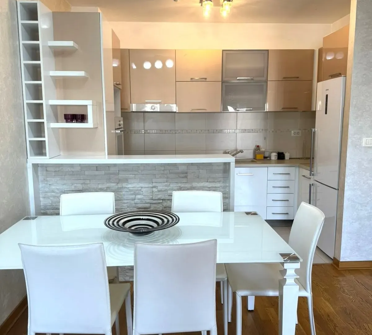 Rent, two bedroom apartment, 63m², City Kvart, Podgorica