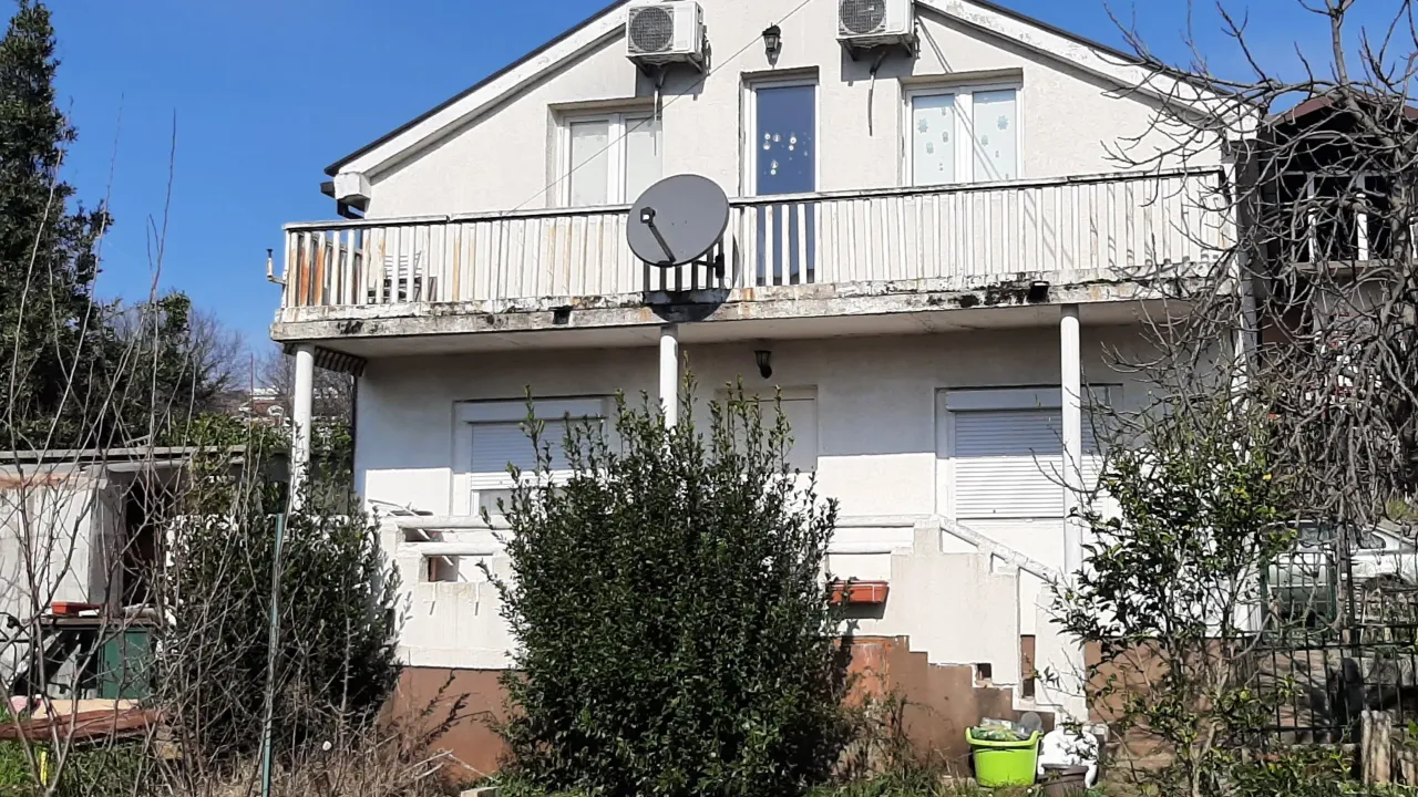 Sale, house, 170m², Vranići, Podgorica