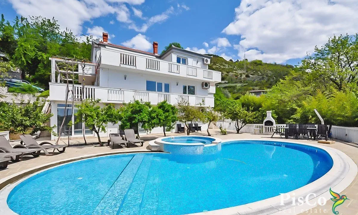 Prodaja, kuća, 350m², Tivat, Crna Gora