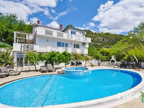 Prodaja, kuća, 350m², Tivat, Crna Gora - image 1