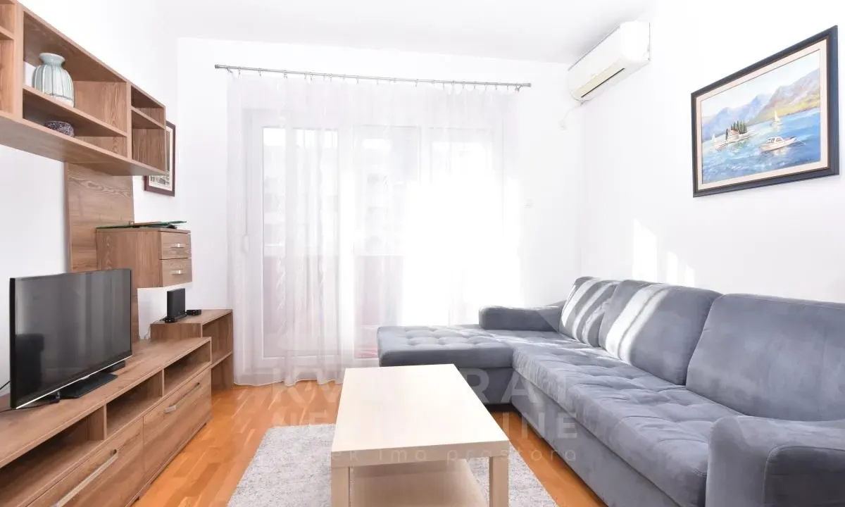 Izdavanje, garsonjera, 30m², Tuški Put, Podgorica