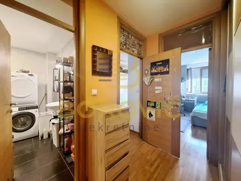 Prodaja, trosoban stan, 85m², Vukov Spomenik, Zvezdara Sve Podlokacije - image 12