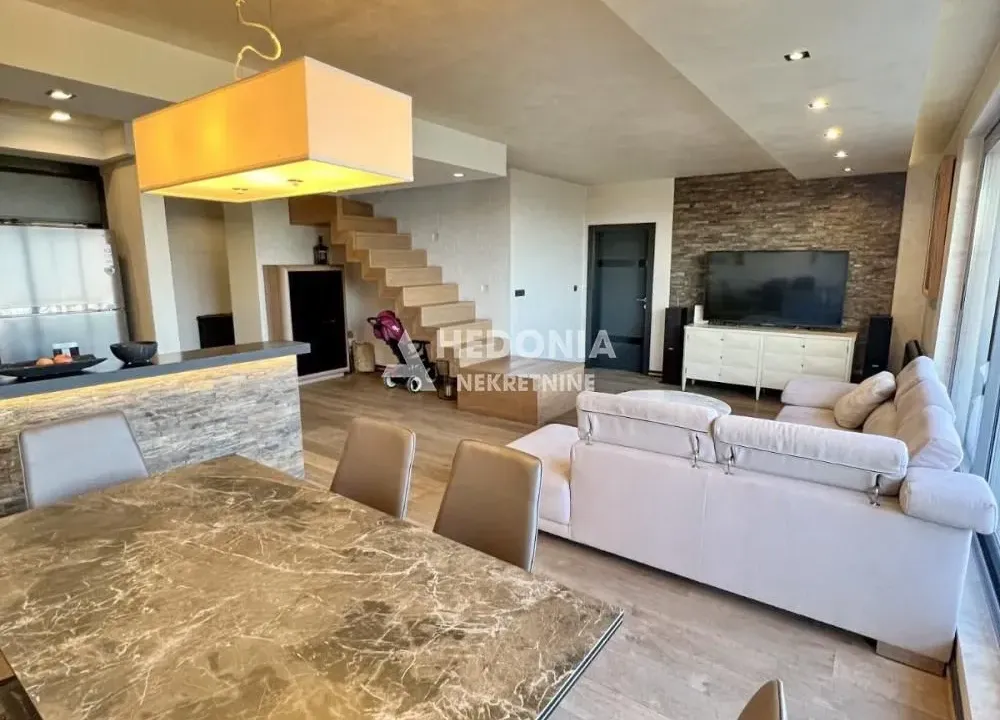 Sale, apartment, 190m², Bezanijska Kosa 2, Bežanijska Kosa Sve Podlokacije