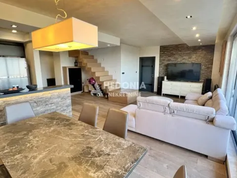 Sale, apartment, 190m², Bezanijska Kosa 2, Bežanijska Kosa Sve Podlokacije