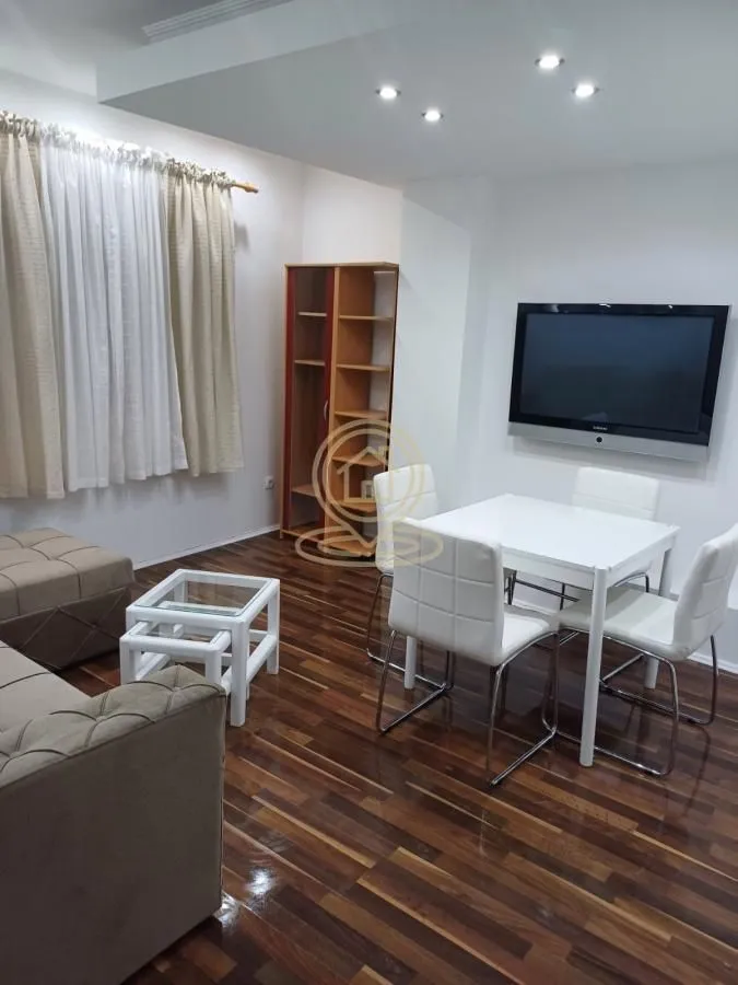 Izdavanje, dvosoban stan, 41m², Čubura, Beograd