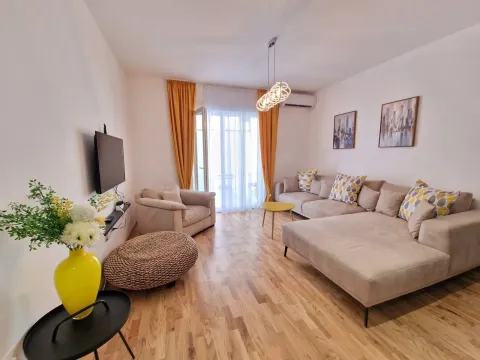 Sale, one bedroom apartment, 42m², Bečići, Budva - image 21