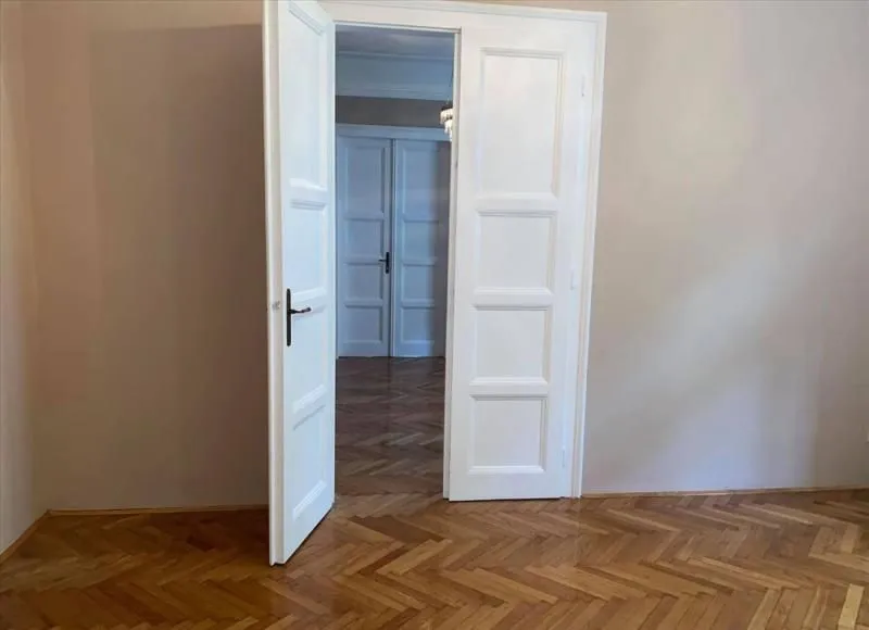 Rent, office space, 120m², Stari Grad, Beograd