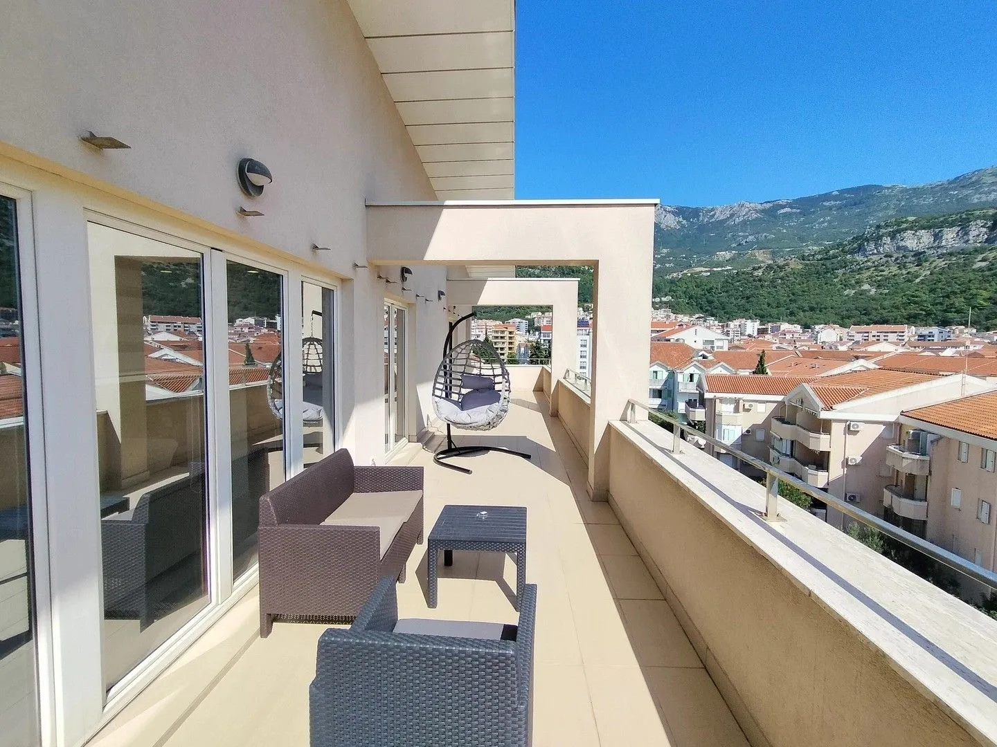 Sale, apartment, 166m², Centar, Budva