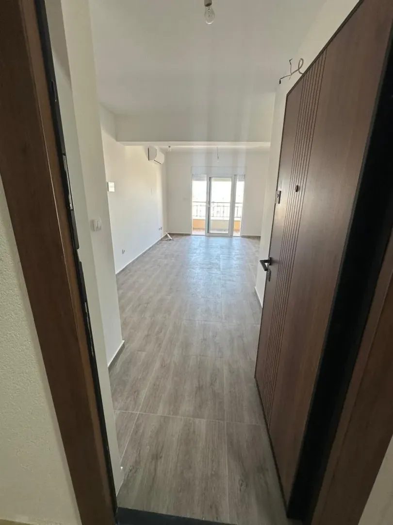 Sale, studio apartment, 30m², Šušanj, Bar