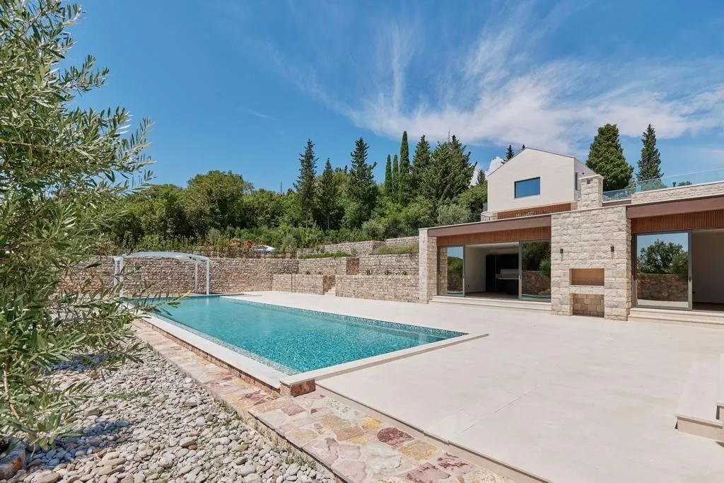 Prodaja, kuća, 558m², Luštica, Tivat
