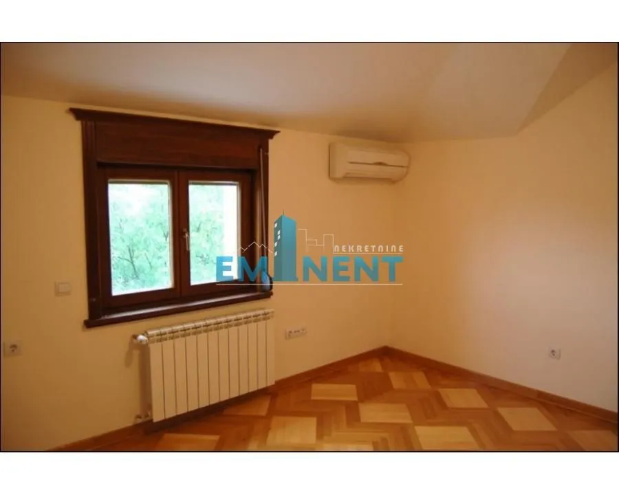 Rent, apartment, 300m², Savski Venac, Beograd