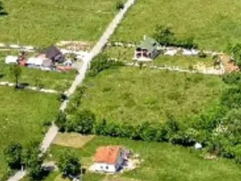 Zemljište in Drijenak