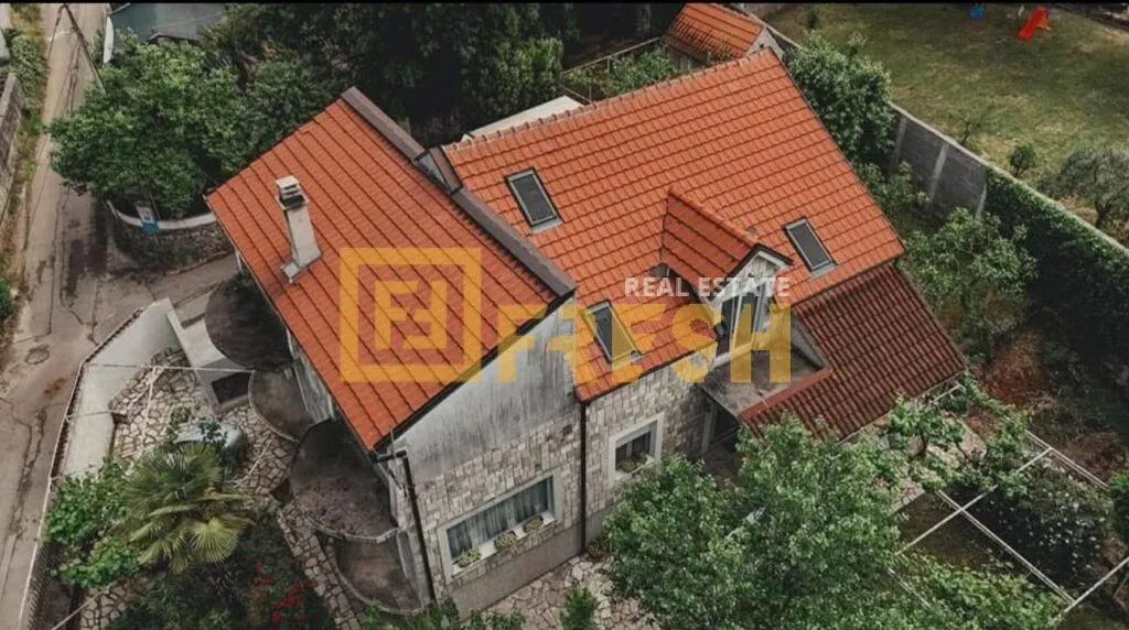 Prodaja, stan, 350m², Vranići, Podgorica