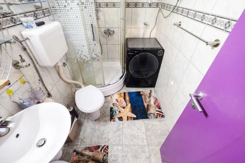 Prodaja, trosoban stan, 70m², Čubura, Beograd