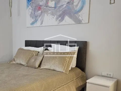 Izdavanje, trosoban stan, 107m², Tašmajdan, Palilula Sve Podlokacije - image 10