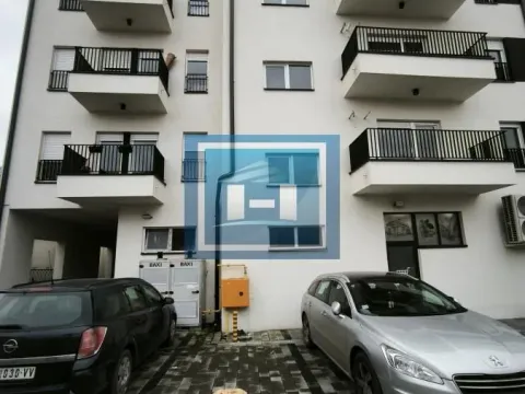 Prodaja, trosoban stan, 92m², Centar, Kruševac - image 10
