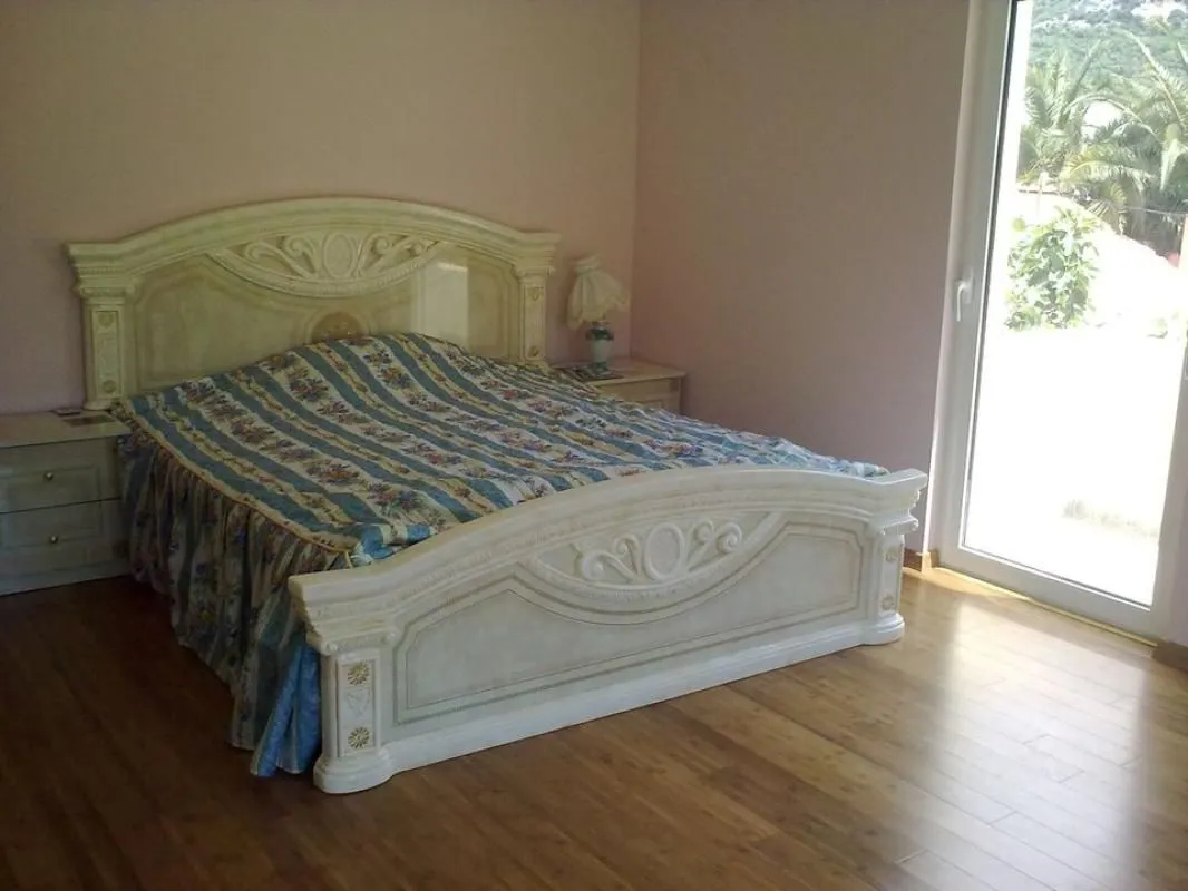 Sale, hospitality venue, 537m², Podmaine, Budva