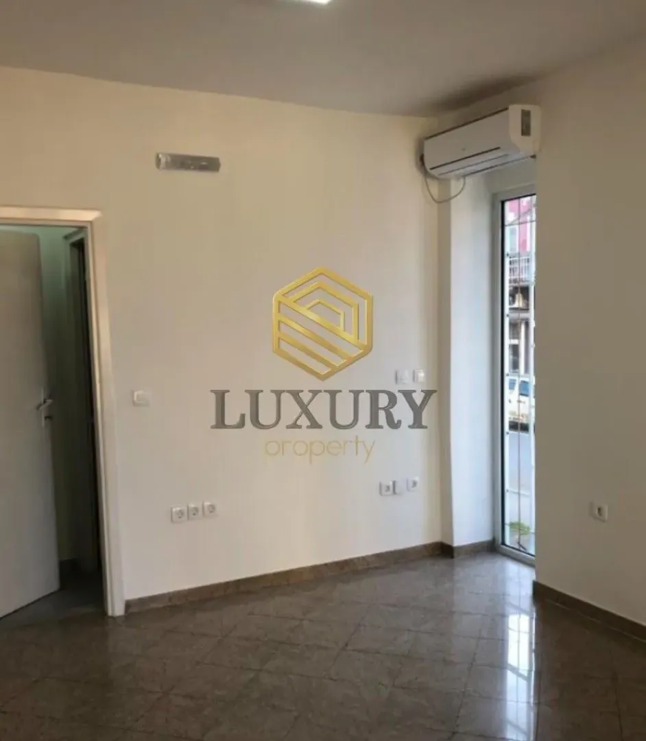 Rent, office space, 25m², Centar, Podgorica