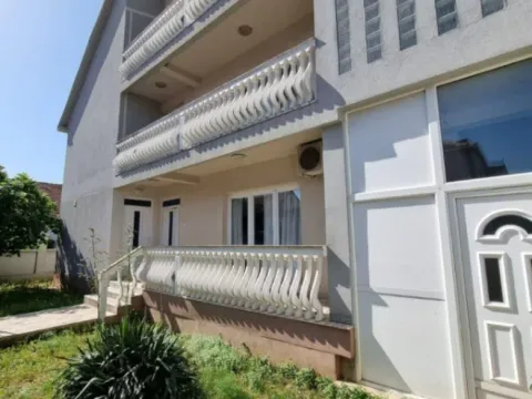 Prodaja, kuća, 247m², Stari Aerodrom, Podgorica - image 8