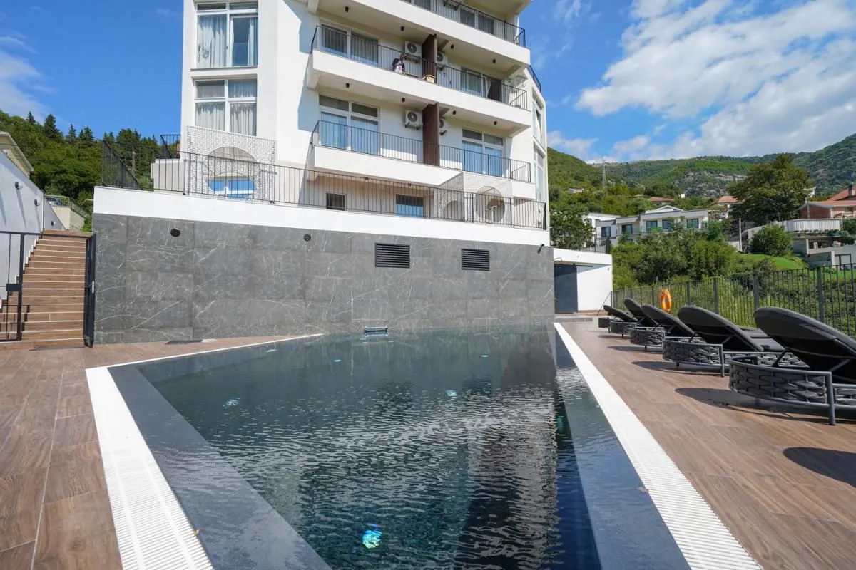 Prodaja, dvosoban stan, 66m², Tivat, Crna Gora