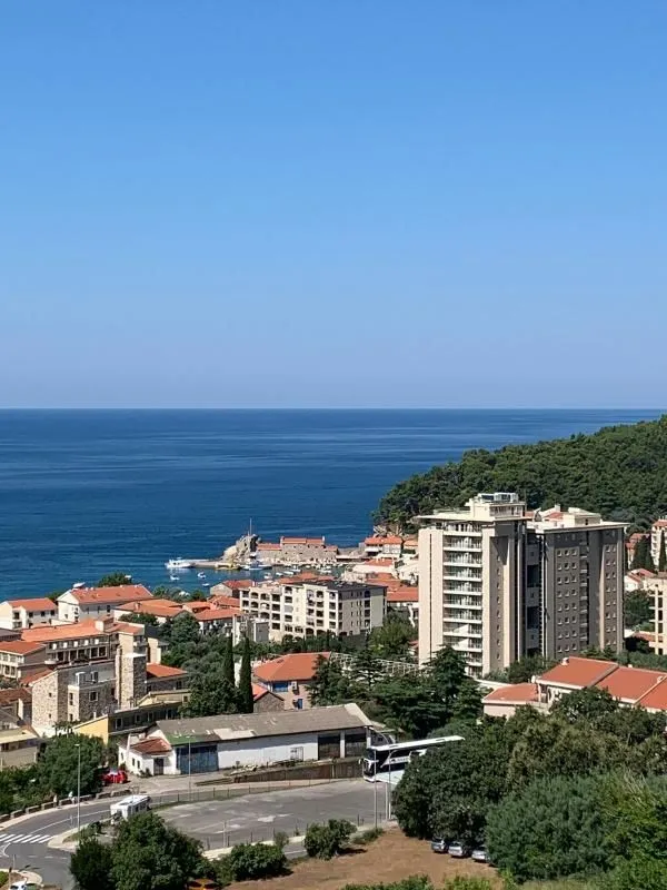 Sale, one bedroom apartment, 41m², Petrovac, Budva