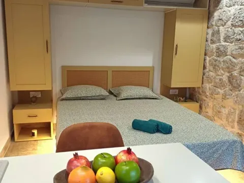 Izdavanje, stan, 19m², Mrčevac, Tivat - image 2