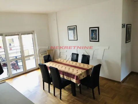 Sale, house, 520m², Mali Mokri Lug, Zvezdara Sve Podlokacije - image 3
