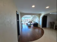 Sale, two bedroom apartment, 63m², Lazi, Budva - image 2