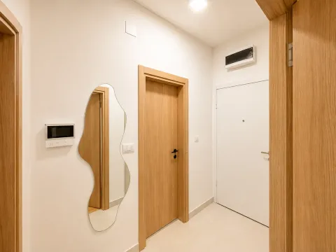 Izdavanje, jednosoban stan, 35m², Zabjelo, Podgorica - image 8