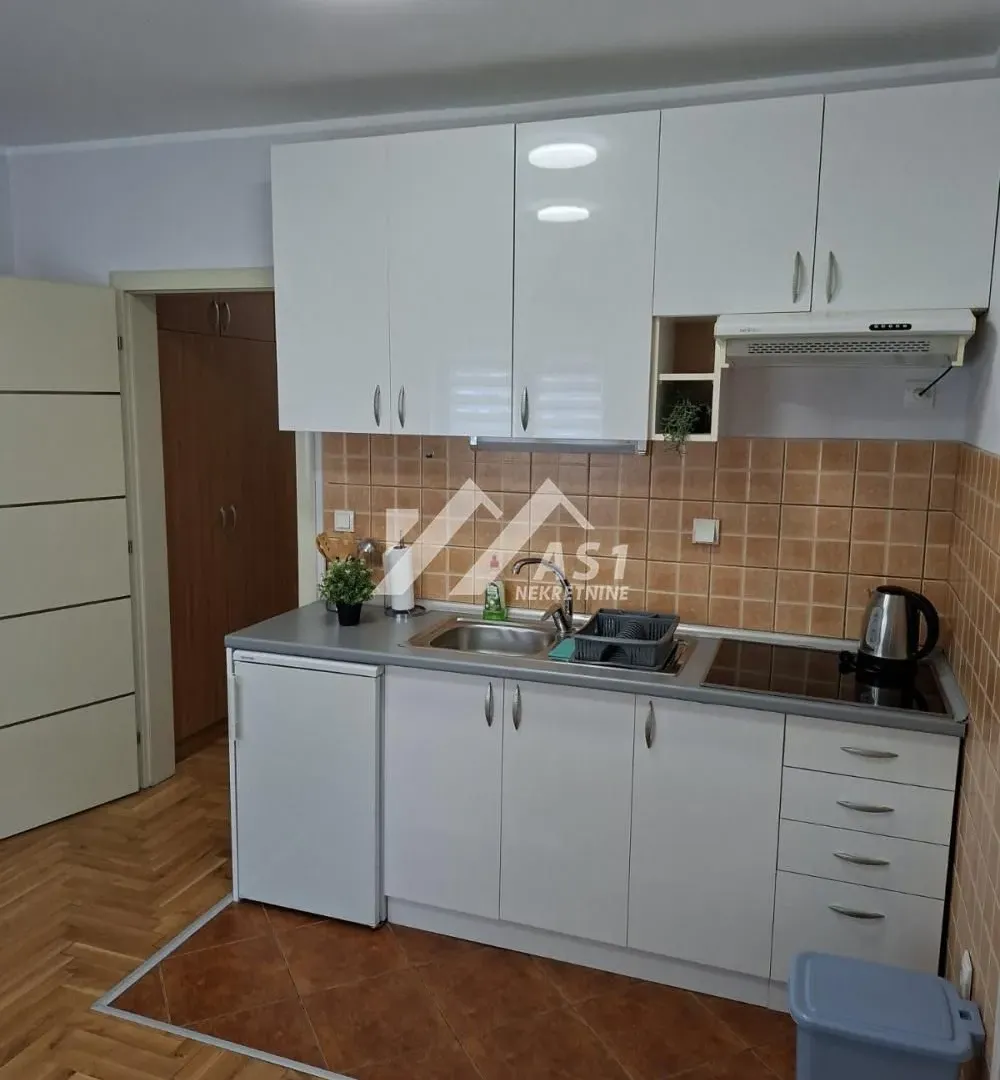 Rent, one bedroom apartment, 35m², Bulevar Evrope, Novi Sad Sve Podlokacije
