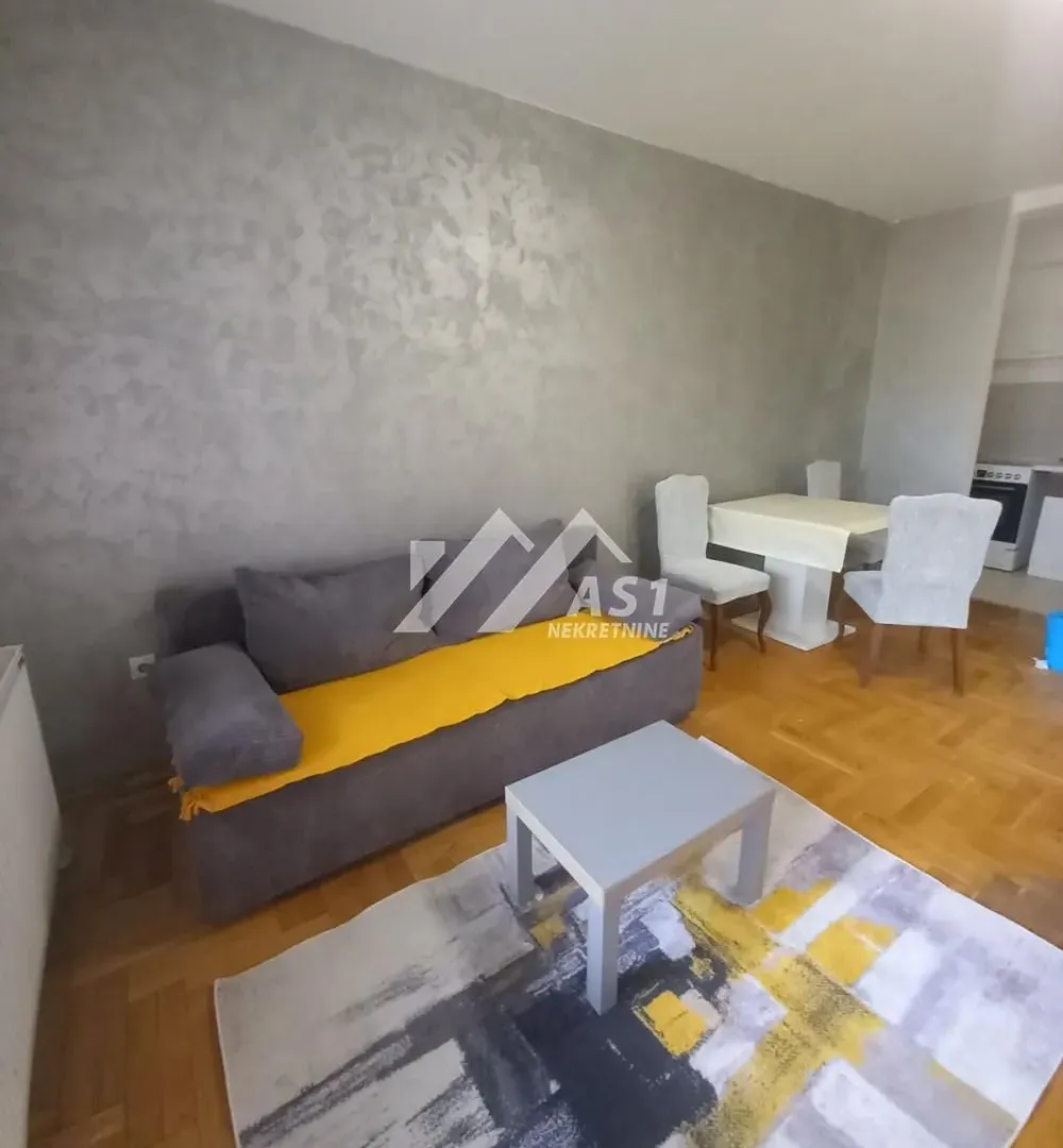 Izdavanje, dvosoban stan, 52m², Podbara, Novi Sad Sve Podlokacije