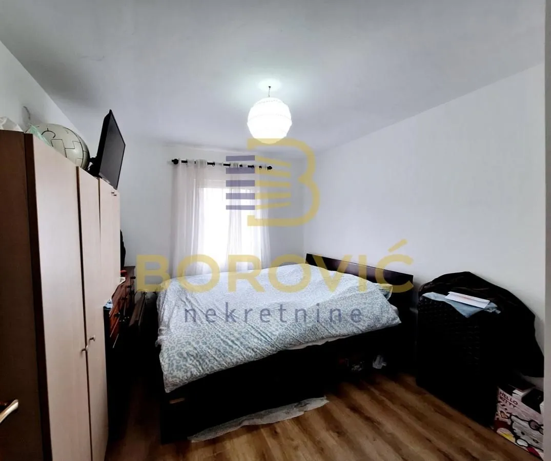 Sale, house, 80m², Voždovac Sve Podlokacije, Beograd