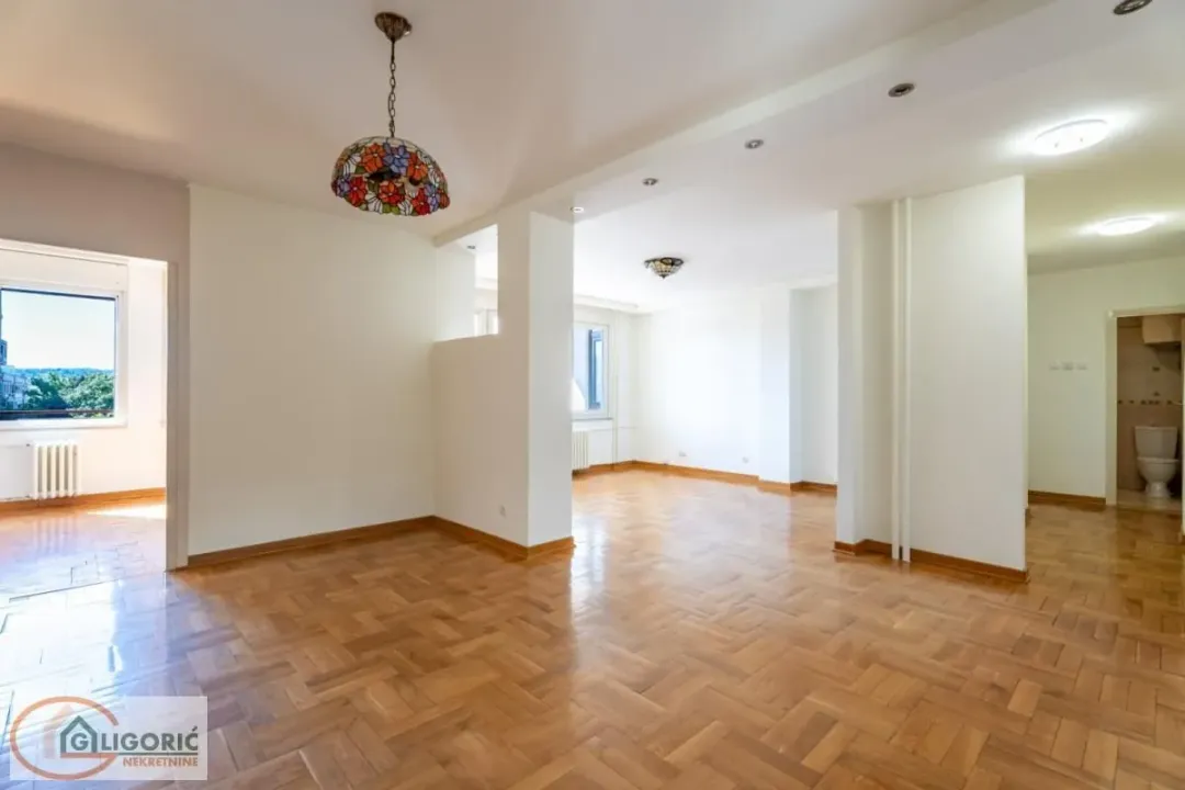 Prodaja, stan, 122m², Beograd, Srbija