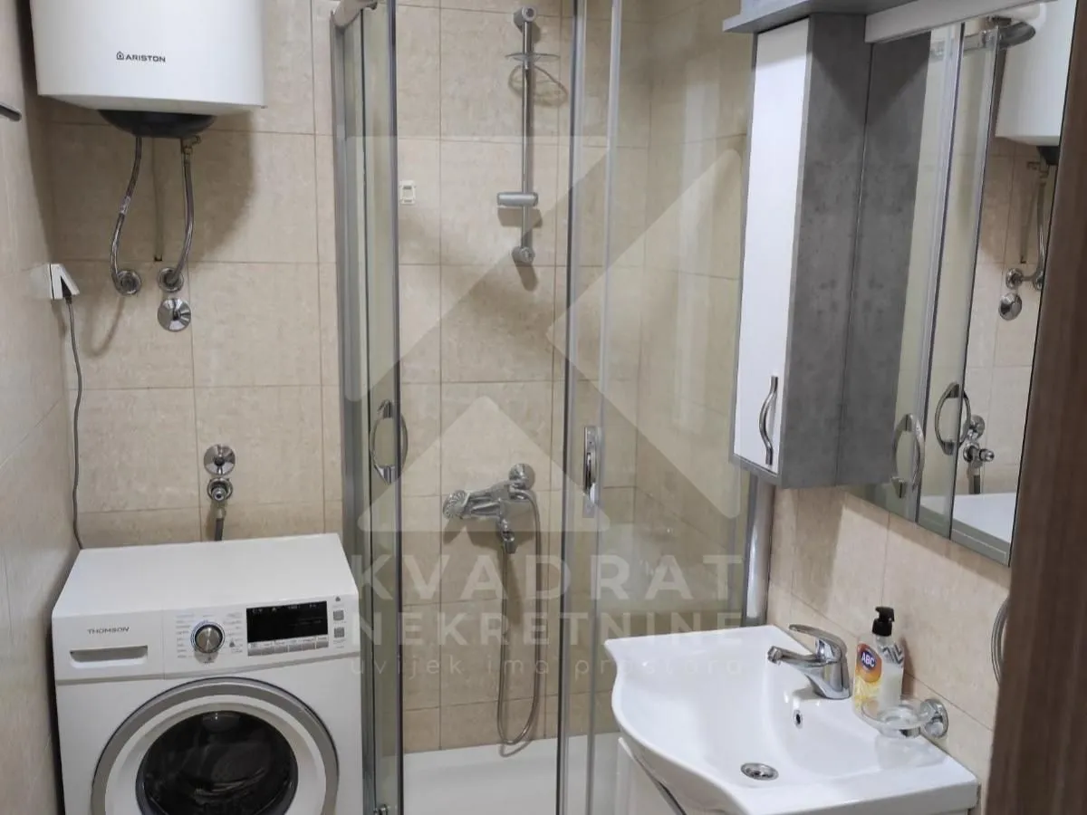 Izdavanje, garsonjera, 25m², Vezirov Most, Podgorica