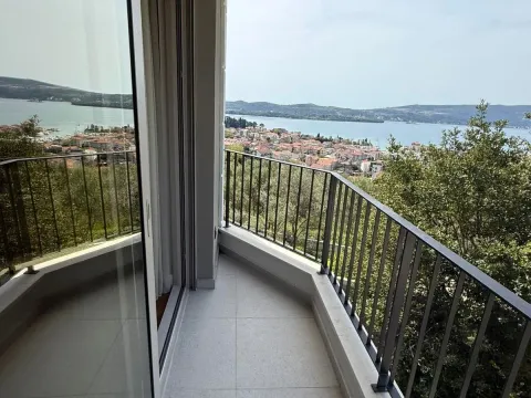 Rent, two bedroom apartment, 83m², Tripovići, Tivat - image 10