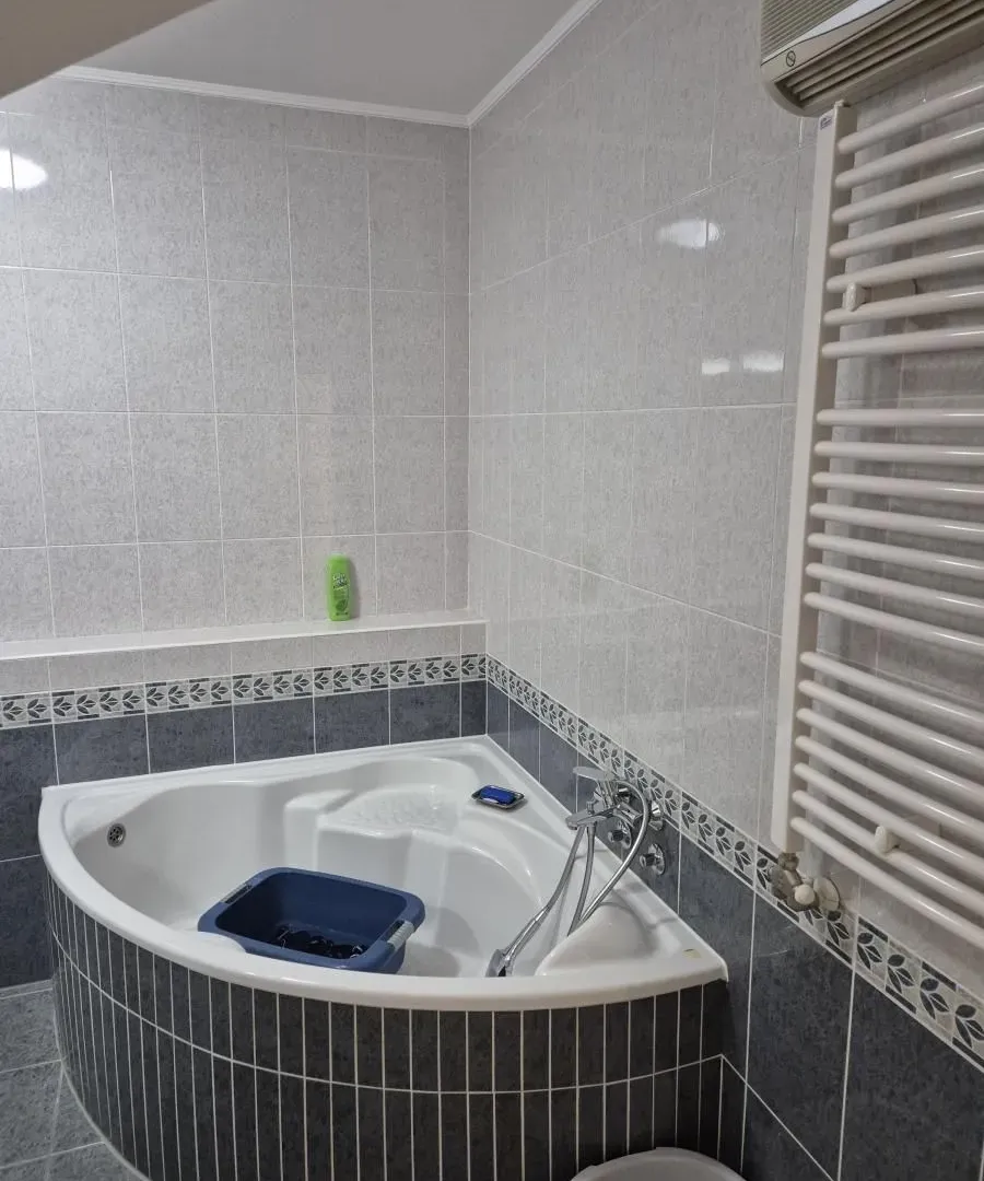 Prodaja, četvorosoban stan, 119m², Nova Detelinara, Novi Sad Sve Podlokacije