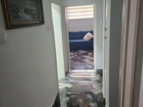 Prodaja, kuća, 150m², Zemun Save Kovačevića, Zemun Sve Podlokacije - image 4