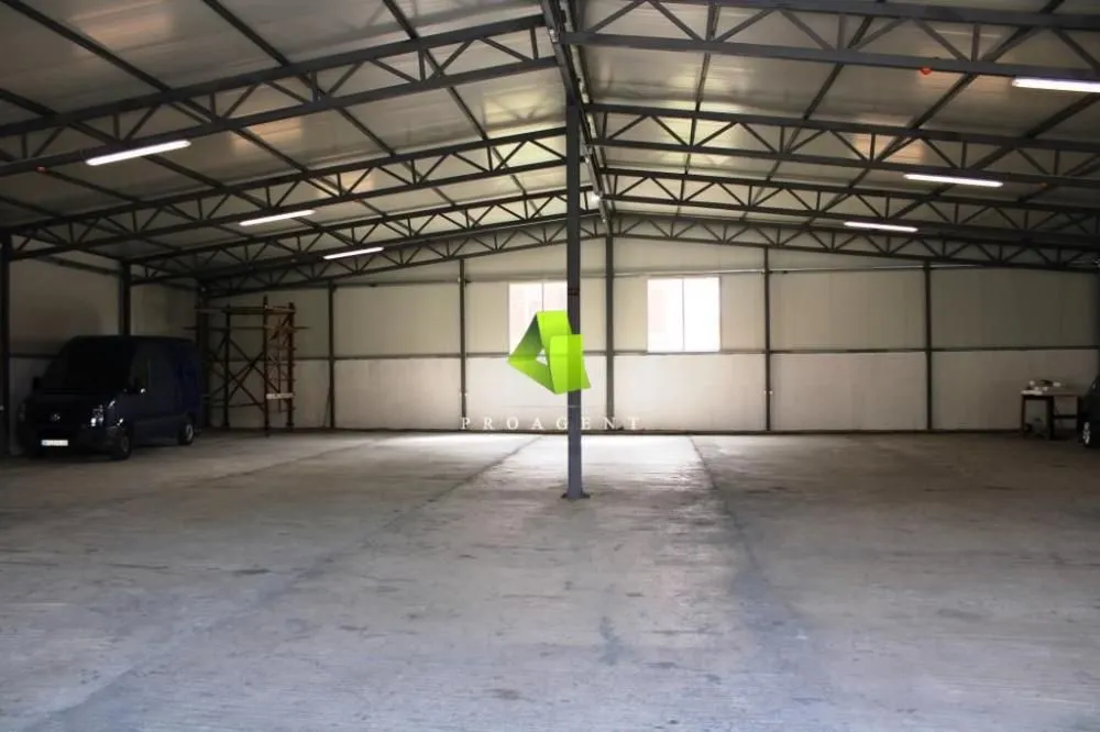Rent, office space, 750m², Palilula, Niš