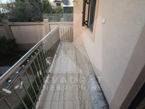 Rent, house, 128m², Stari Aerodrom, Podgorica - image 22